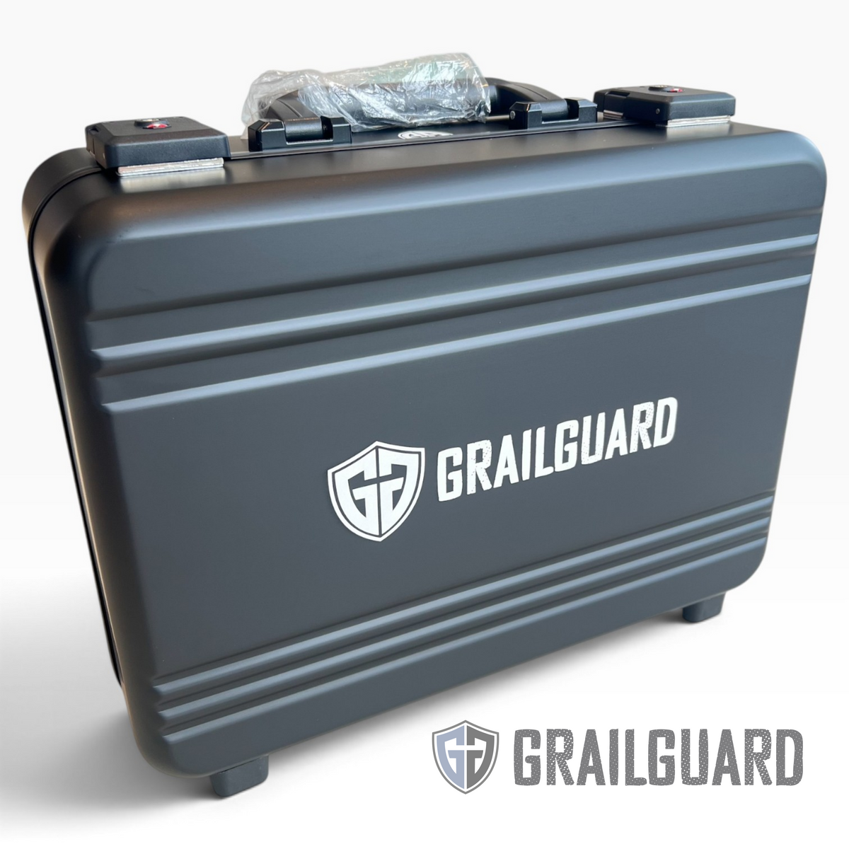 Grail Guard 3-Row Aluminium Alloy Graded Card Carry Case